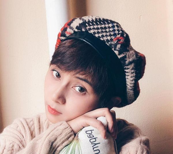 

women new shiny plaid berets women fashion model painters beret t stage french style hats for spring winter baker boy hat, Blue;gray