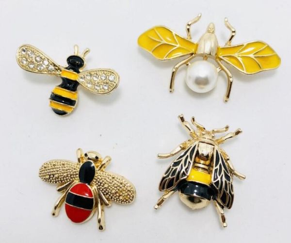 

new arrival honey bees brooch pin fashion jewelry costume decoration broach famous designer suit lapel pin for women jewelry accessory, Gray