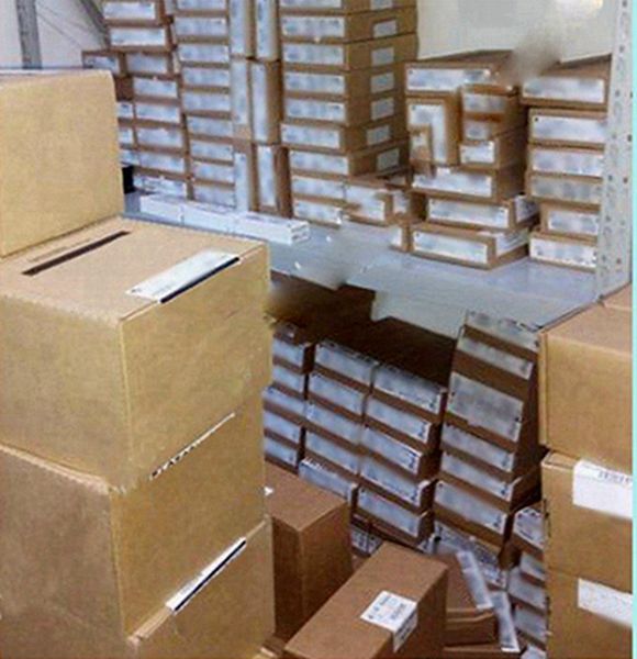 

2080IF4 2080IF4 PLC контроллер New