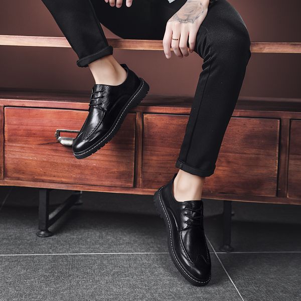 

classic business men's dress shoes fashion elegant formal wedding shoes men slip on office oxford shoes for men black brown %