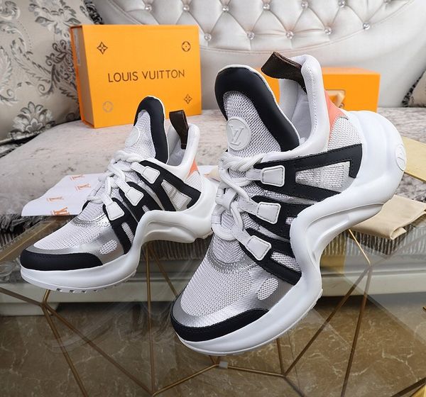 

star same style luxury fashiondesigner couple shoes jogging casual shoes outdoor sports basketball shoes triple platform vintage brand, Black