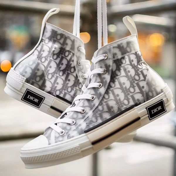 

diÃ²r homme classic oblique printing logos x kÃ ws by kÃ¬m jones men women fashion design motocycle shoes high sneakers skateboard shoes, Black