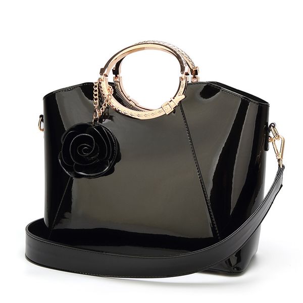 

new fashionable spring and summer lacquer handbag of 2019
