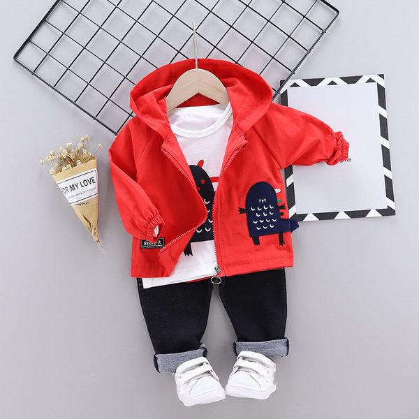 

детские наборы 2020 весна мальчиков футболки пальто с брюками, White