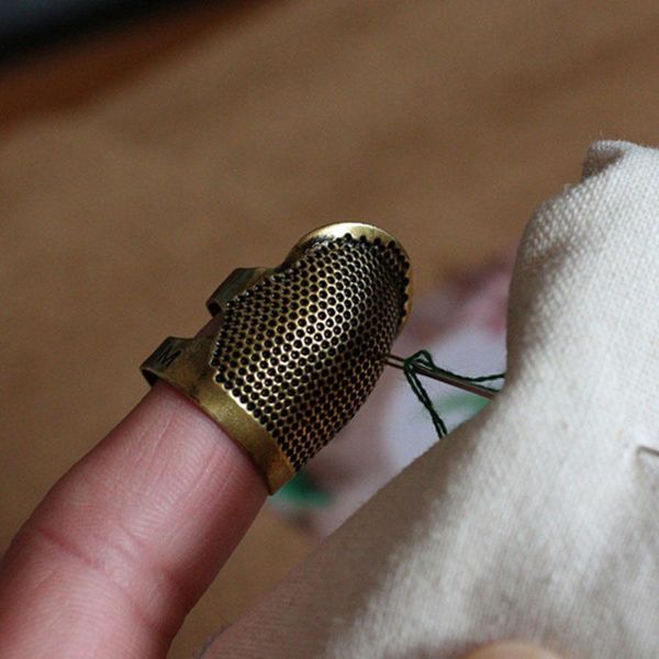 

stainless steel knitting tool finger thimble yarn spring guides stainless steel needle thimble sewing accessories sewing thimble
