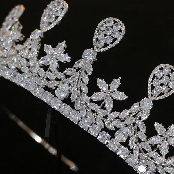 Hochwertiger Kristall-Kubikzirkonia-Hochzeits-Braut-Tiara, Luxus-Kronen-Tiara für Damen, Tanzparty, Haarschmuck261j