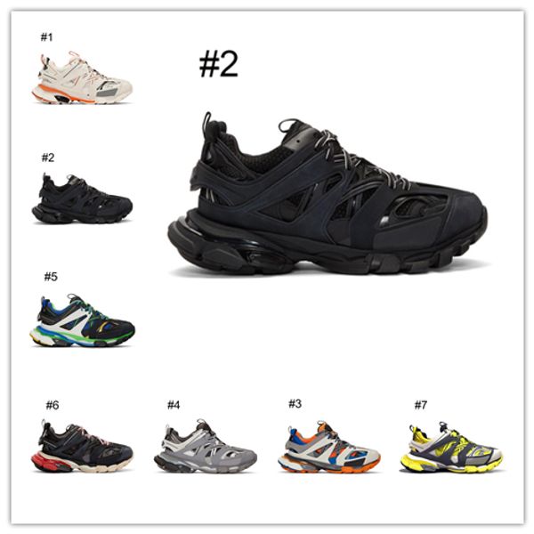 

new designer track sneakers for men women triple black white grey outdoor casual shoes