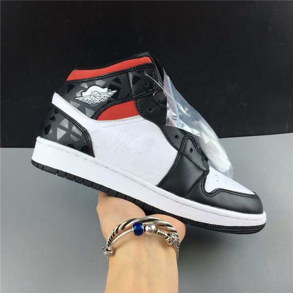 

wholesale with box 2019 new lovers white black 1s men women mid basketball shoes outdoor trainers size 5.5-12