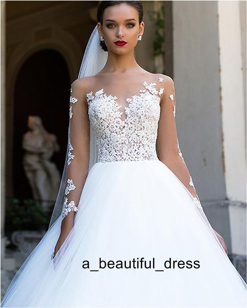 Abito da sposa a maniche lunghe 2019 Abito da sposa da spiaggia Tulle Appliques in pizzo Bianco / Avorio Abiti da sposa con bottoni romantici