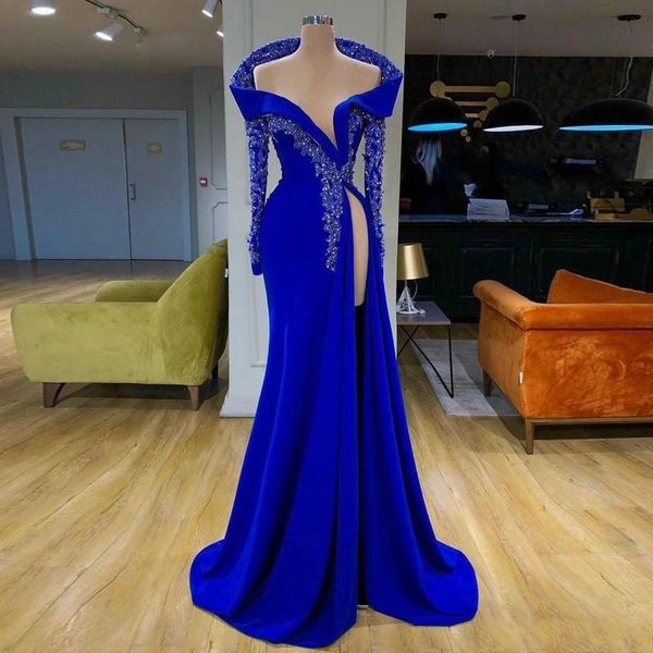 Königsblaue Meerjungfrau-Abendkleider, lang, schulterfrei, seitlich geschlitzt, sexy Abendkleid, Applikationen, Perlen, Kristall, lange Ärmel, Cocktailparty-Kleider