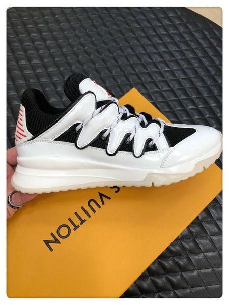 

new 2020 sq men's sports running shoes casual sports shoes luxury sports running shoes