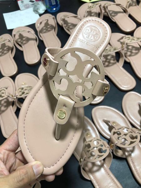

2019 europe and america leather lipper flip fllop hoe andal women andal cla ic ca ual hoe ladie temperament andal hoe