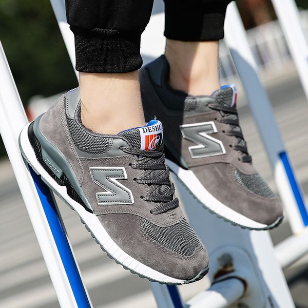 

new listing classic men's running shoes with sneakers men's outdoor running shoes retail