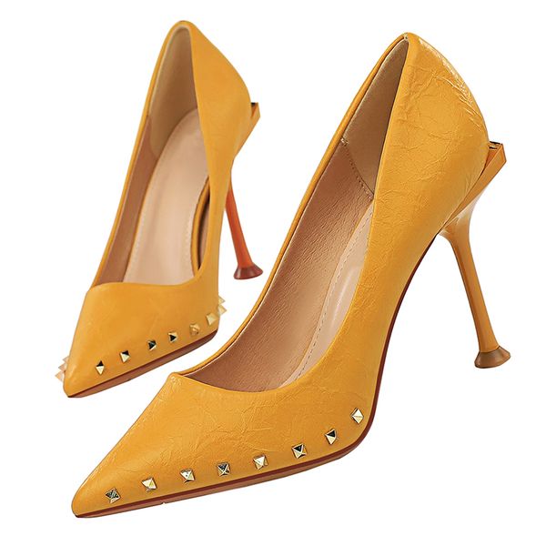 

2020 women 10cm high heels rivets studded office valentine pumps lady elegant female wedding bridal scarpins yellow pink shoes, Black