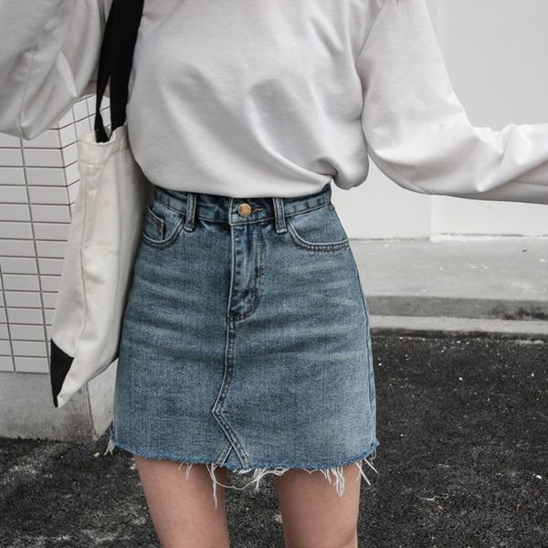 

spring and summer 2020 new korean version of versatile bag hip skirt retro hong kong style high waisted slim denim, Black
