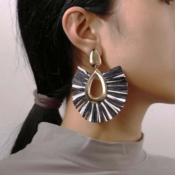

2020 new drop shaped raffia tassel earrings creative simple exaggerated green orange yellow alloy female earrings, Silver