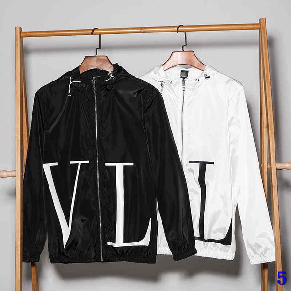

Модельер куртка Марка Ветровка с длинным рукавом мужские куртки Марка Hoodie Одежда Zipper Letter Pattern Плюс Размер одежды M-2XL5