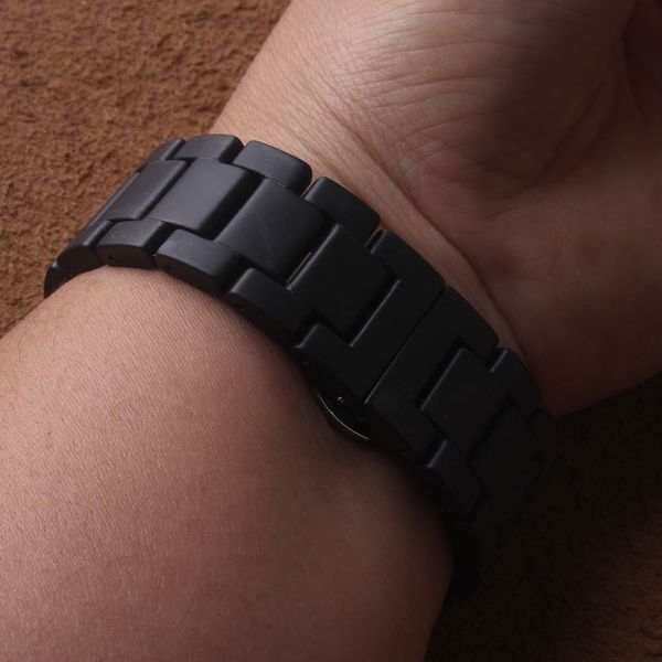 

for samsung gear s2/s3 watchband quality ceramic watch strap bracelet matte black 20mm 22mm metal buckle straight ends fashion, Black;brown