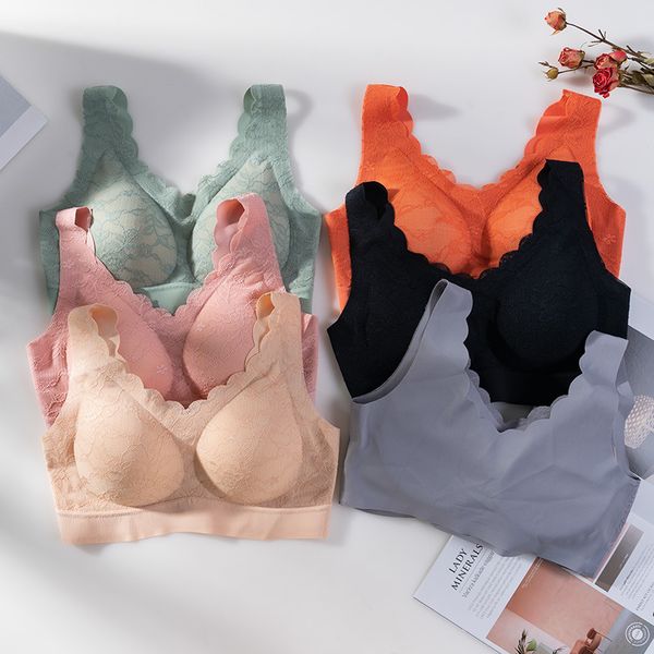 

thailand latex 2.0 thin underwear female bra small bra lace no steel ring no trace sports vest girl, Red;black