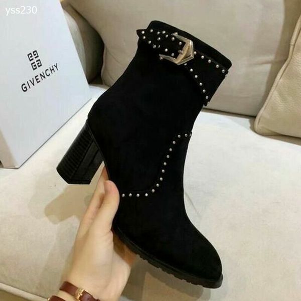 

new tide brand women's boots autumn and winter boots british style rivet leather comfortable martin boots factory direct sales, Black