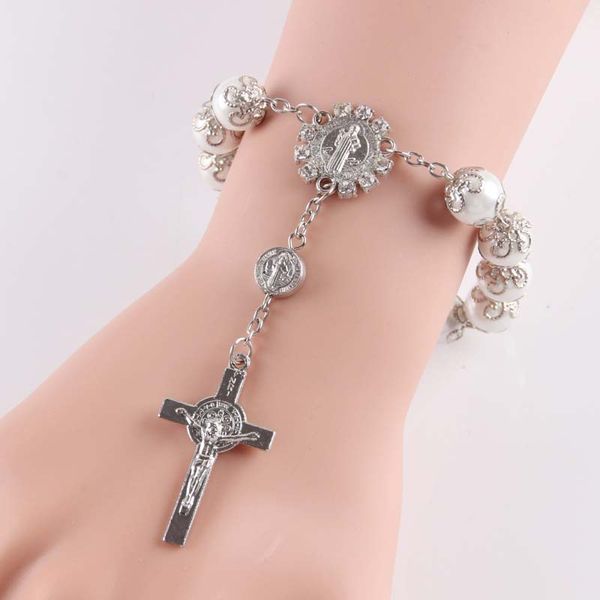 

велиѬне Ѭелиги каолиекий кѬе бѬале опова jesus напђлники jesus икђпае