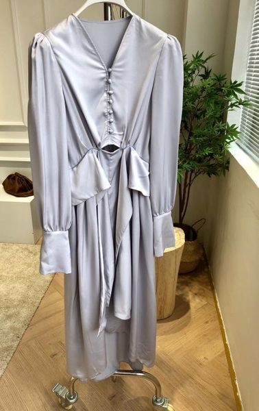 

2019 new ladies fashion long sleeve v-neck cutout dress 1221, Black;gray