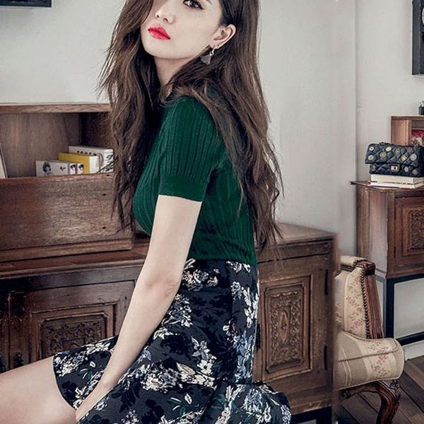 

5 colors sweater knitted slim pullover women sweater short sleeve tight fit o-neck clothing, White;black