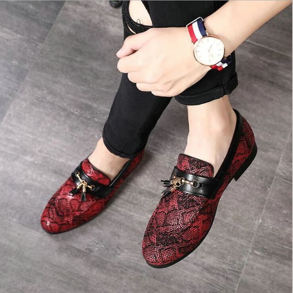 

2019 new style casual leather shoes nightclub party shoes tassel snakeskin pattern dress loafers dress large size a51-34, Black