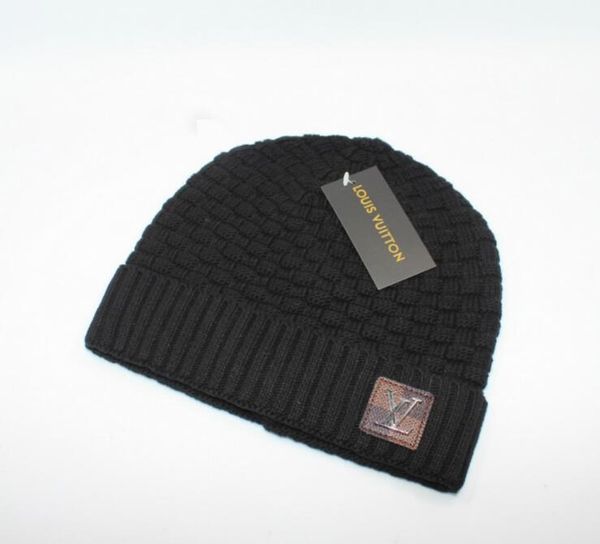 

2019 trendy hats winter knitted fur poms beanie label fedora luxury cable slouchy skull caps fashion leisure beanie outdoor hatsg0366, Blue;gray