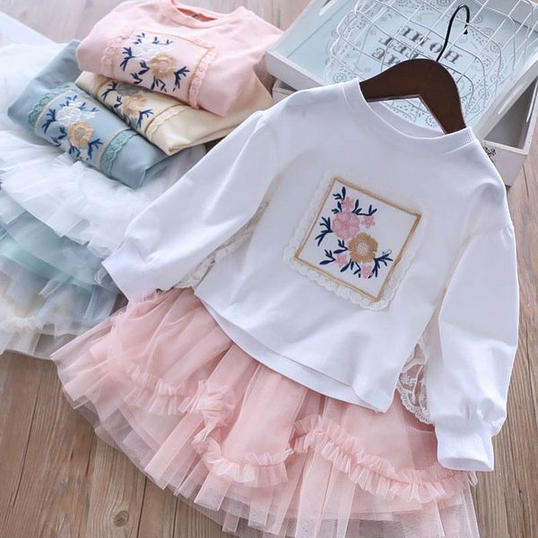 

roimyal wholesale 2019 spring 4 color 2-6 years old girl embroidered lace long sleeve shirt + solid color mesh skirt suit t200414, White