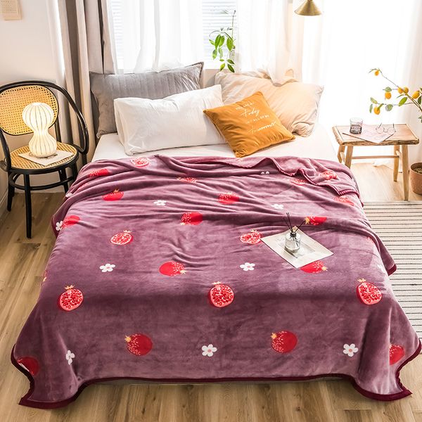 

pomegranate thicken plush bedspread blanket 200x230cm high density super soft flannel blanket for the sofa/bed/car