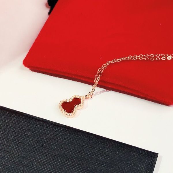 

gorgeous men and women luxury jewelry s925 sterling silver necklace designer fashion white mother-of-pearl ruby necklace diamond sublimation