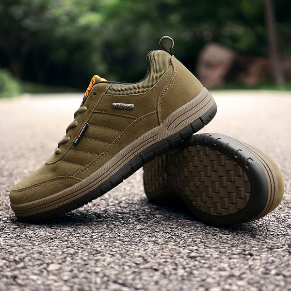 

hiking shoes men gray suede mountain walking shoes men autumn comfortable outdoor sneakers sport size 38-45