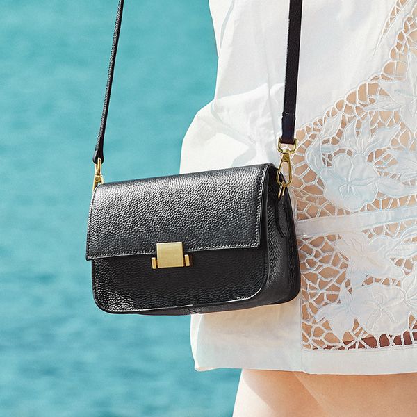

fashion new women's leather bag, retro simple small square bag, shoulder messenger bag
