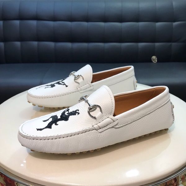 

luxury 2019 new mens designer dress shoes genuine leather metal snap peas wedding shoes classic fashion men's shoes 38-44, Black