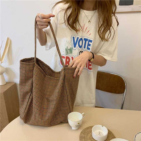 

original design woolen plaid large-capacity shoulder bag female lazy style retro college student art simple handbag mummy bag