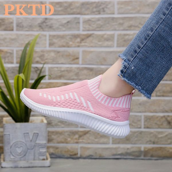 

women's walking shoes british style fashion breathable flat sneakers light and comfortable sets of feet large size 35-40
