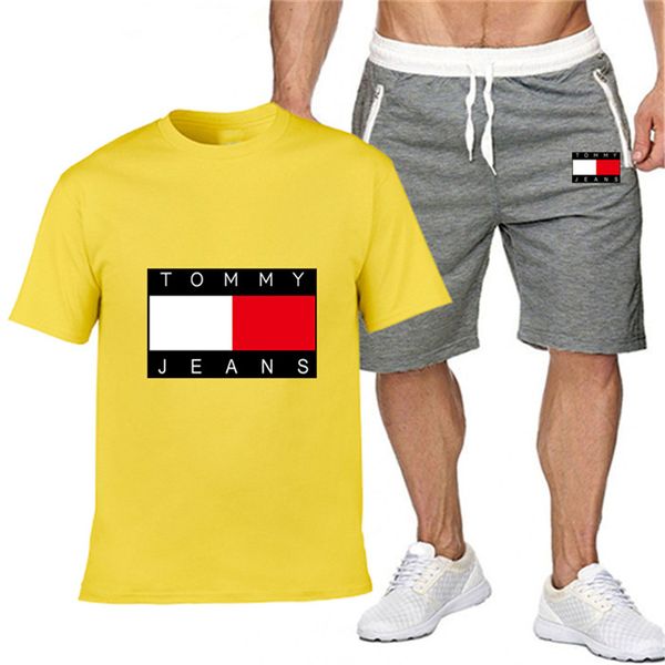 

mens track suit set summedesigner brar outfits two piece set male t-shirt shorts training tracksuit mens leisure fitness joggers sportswear3, Gray
