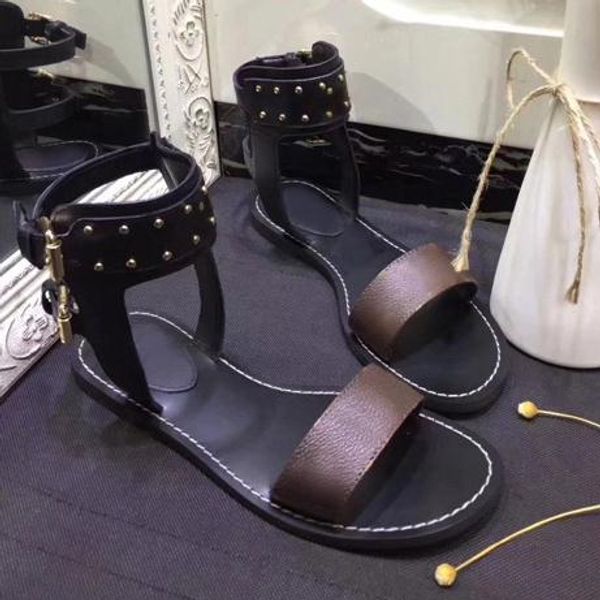 

[With Box] Brand Women Print Leather Sandal Striking Gladiator Style Designers Leather Outsole Perfect Flat Canvas Plain Sandal Size 35-41