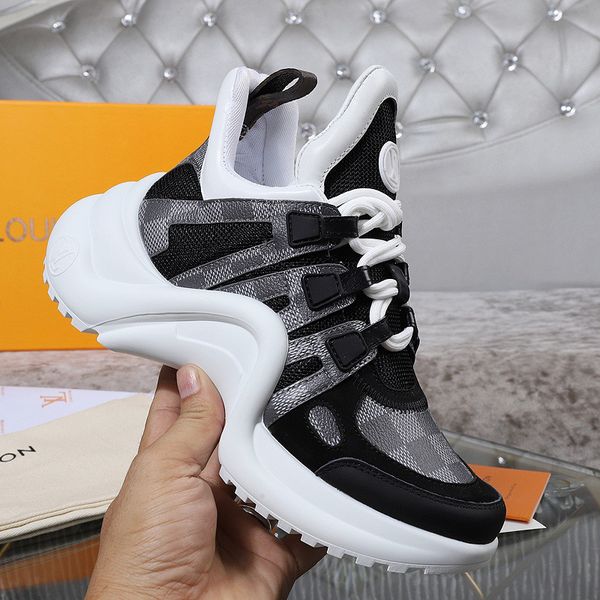 

20ss дизайнер кроссовки low cut flats обувь для мужчин, женщины кожаных кроссовок повседневной обуви с пылесборником, Black;red