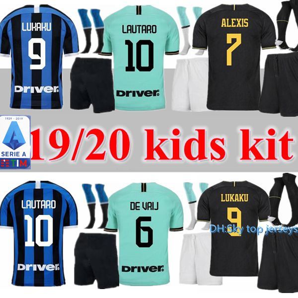 

kids kits llukaku lautaro alexis de vrij inter 2019 2020 milan soccer jerseys politano skriniar football shirt set 19 20 men kit uniforms, Black;yellow