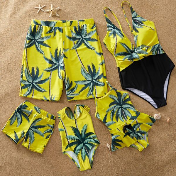 

2020 family look mother daughter bikini swimsuits father son swimwear shorts beach leaf outfits mommy dad &me matching clothes, Blue