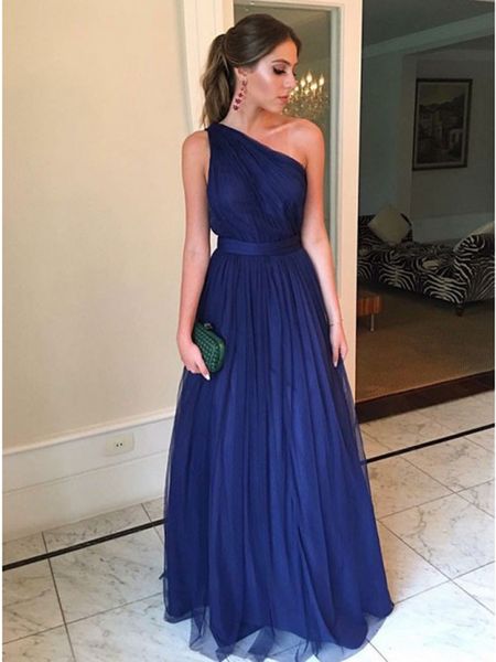 

One houlder navy blue prom dre e imple tyle ruffle ve tido de fie ta floor length tulle evening gown for women dp0201