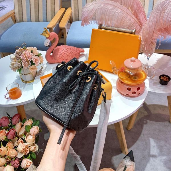 

designer handbags fashion lady shoulder bags diagonal bag leather bucket bag mini l flower wallet ing