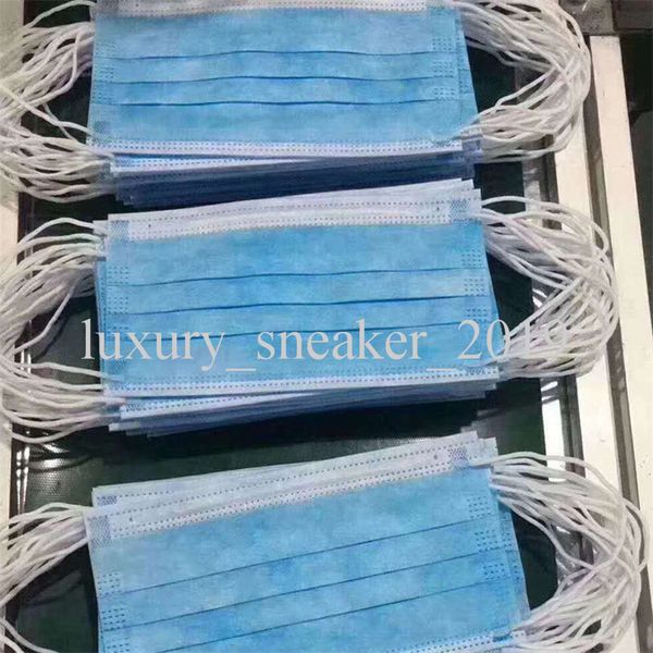

in stock disposable earloops face masks 3-ply profession outdoor mask health care dust-proof safety masks