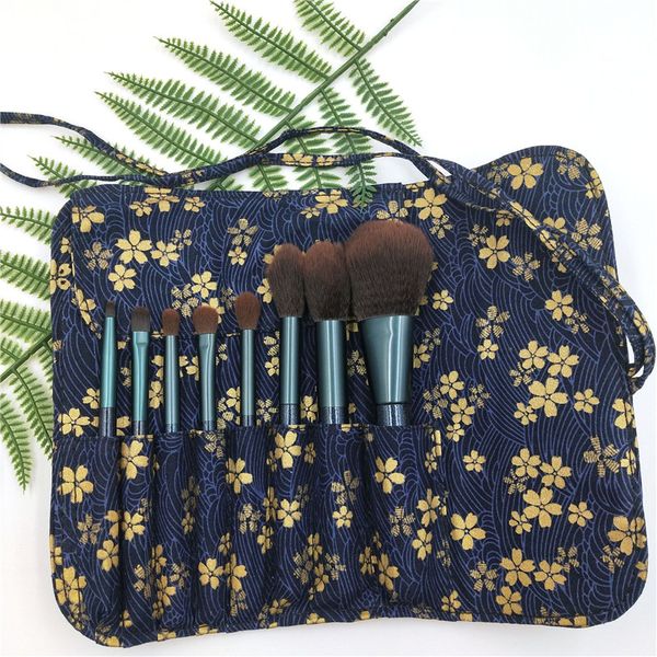 

makeup brush set 8pcs portable face powder foundation eyeshadow lip make up brushes tools kits with flower pu bag
