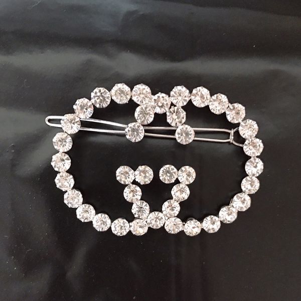 

women rhinestone letter g hair clip letter barrettes luxury hair accessories gift for love girlfriend epacket shipping, Golden;white