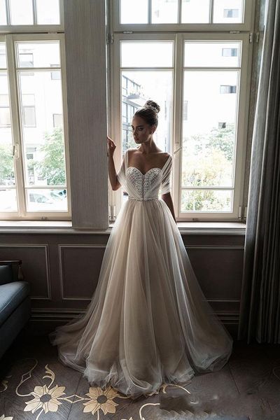 

crystals 2019 new beach arabic wedding dresses sweetheart pearls a-line tulle bridal dresses wedding gowns 769, White
