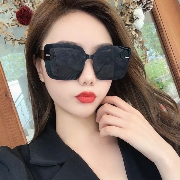 

2020 new fashion big frame sunglasses wholesale women's square plain sunglasses korean fashion glasses sell well, White;black
