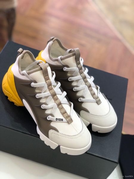 

2020 classic design fashion retro men and women sneakers casual leather sneakers running flat shoes dhl spot12